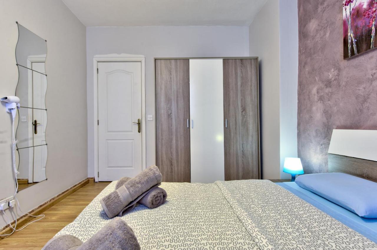 Spinola Court - Stunning Seaview Apartment & Penthouse On Spinola Bay By Shortletsmalta St. Julian's Exterior foto