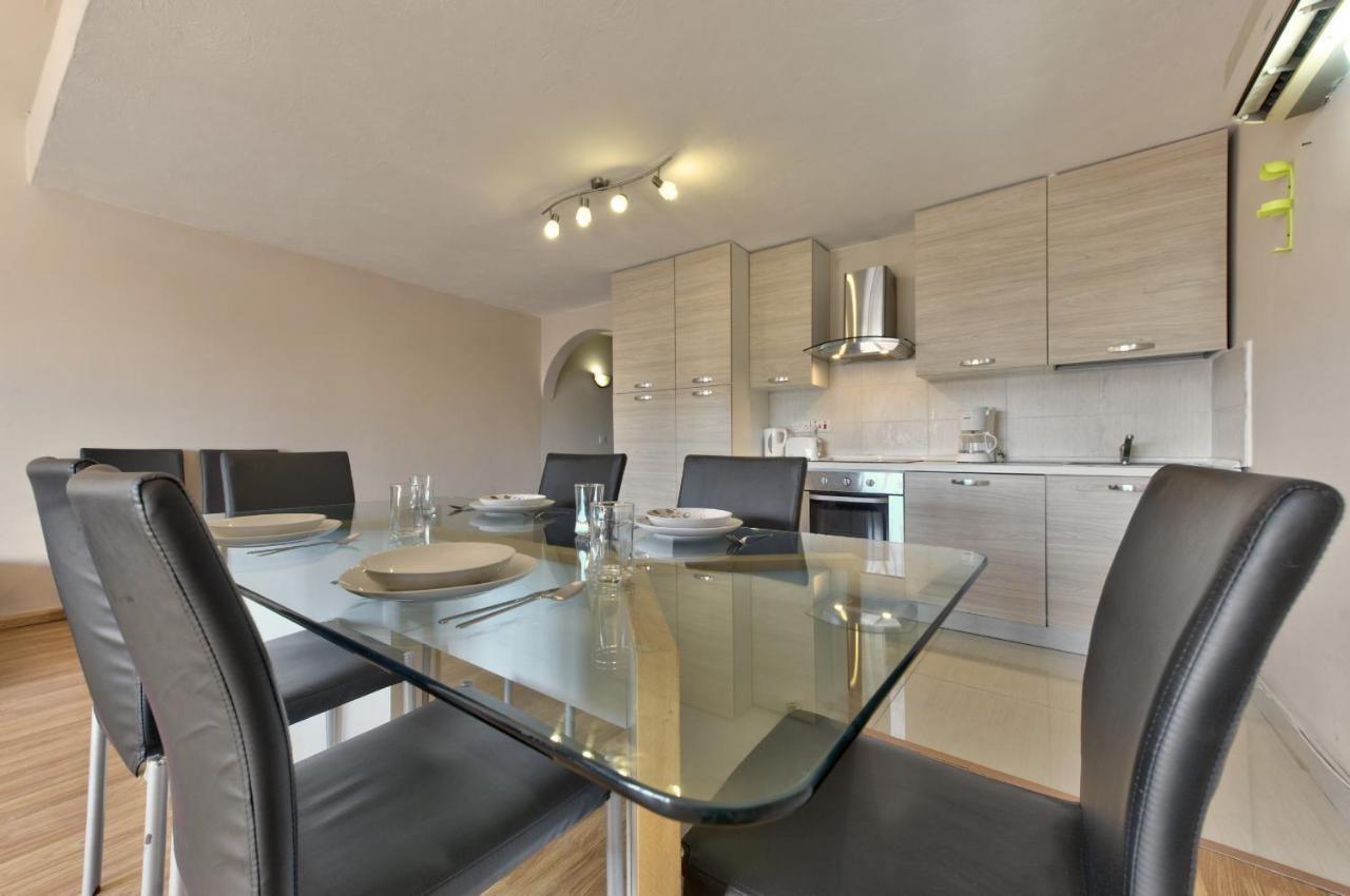 Spinola Court - Stunning Seaview Apartment & Penthouse On Spinola Bay By Shortletsmalta St. Julian's Exterior foto