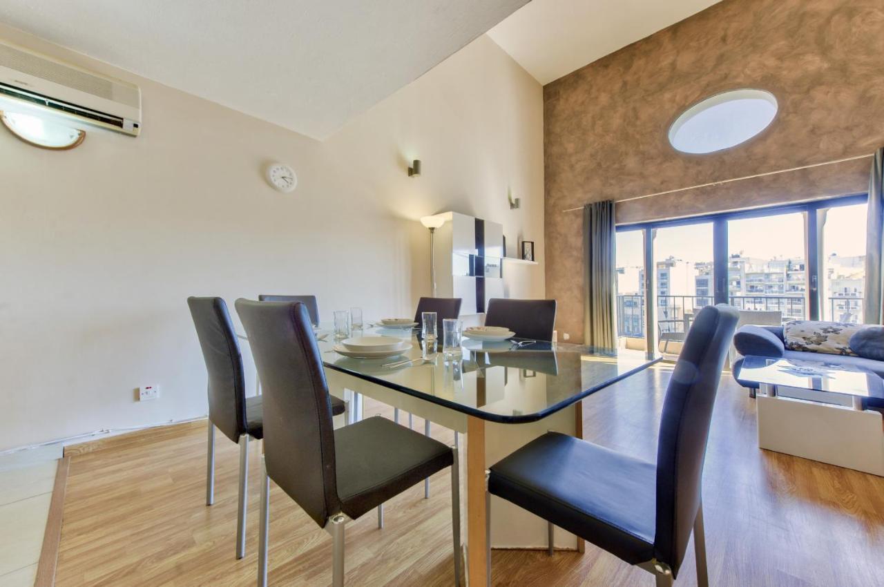 Spinola Court - Stunning Seaview Apartment & Penthouse On Spinola Bay By Shortletsmalta St. Julian's Exterior foto