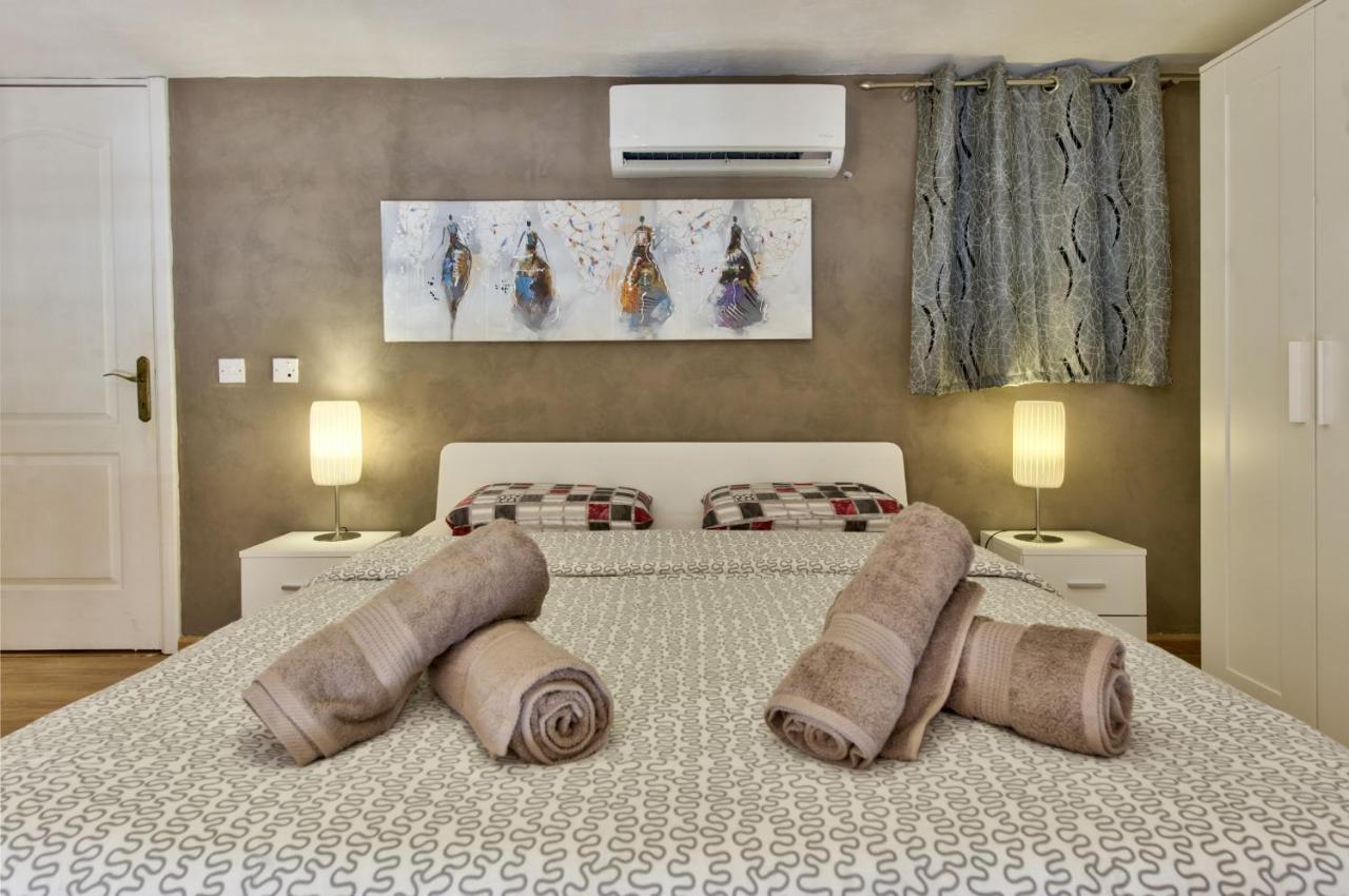 Spinola Court - Stunning Seaview Apartment & Penthouse On Spinola Bay By Shortletsmalta St. Julian's Exterior foto