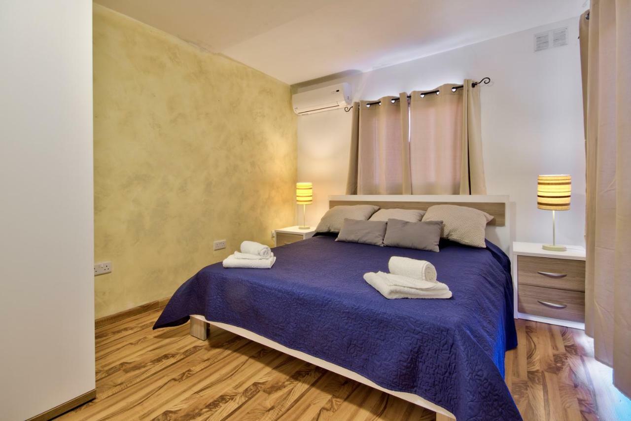 Spinola Court - Stunning Seaview Apartment & Penthouse On Spinola Bay By Shortletsmalta St. Julian's Exterior foto