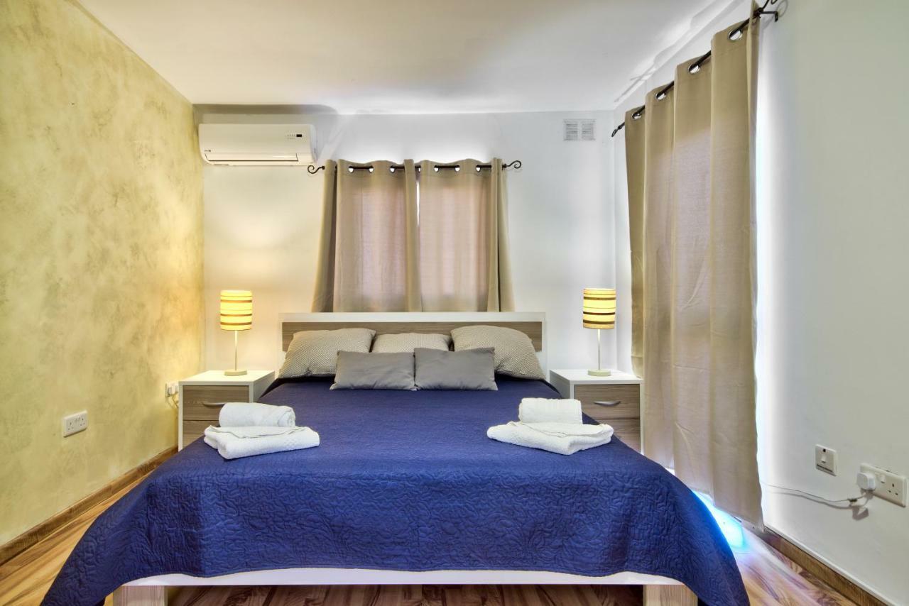 Spinola Court - Stunning Seaview Apartment & Penthouse On Spinola Bay By Shortletsmalta St. Julian's Exterior foto